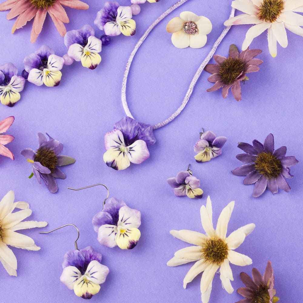 Collana ciondolo viola del pensiero lilla