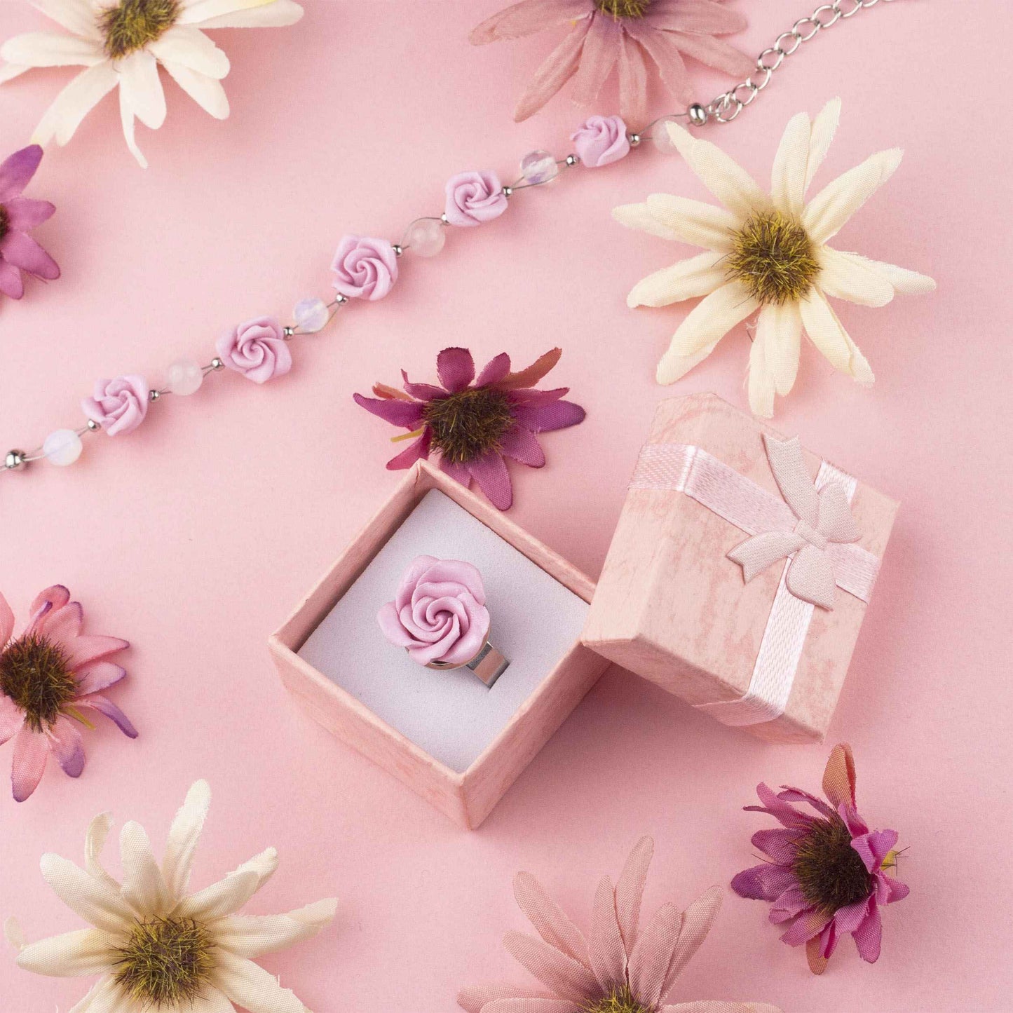 Bracciale con rose rosa
